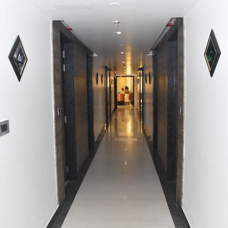 Hotel Parklane 阿格拉 外观 照片
