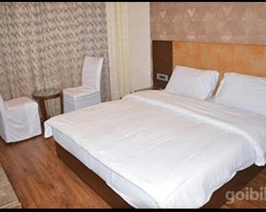 Hotel Parklane 阿格拉 外观 照片